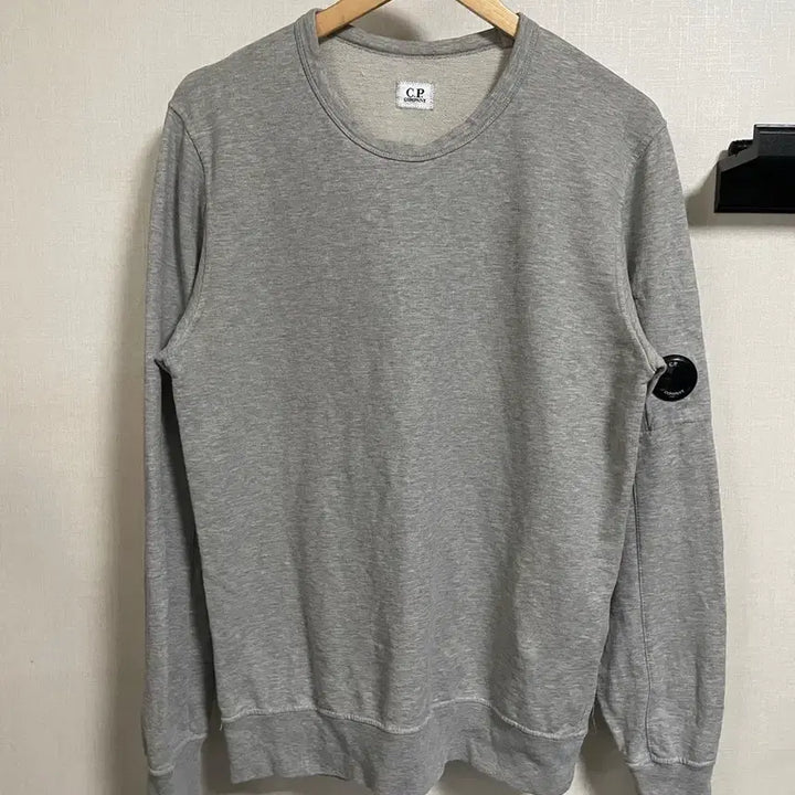 [BUNJANG] C.P. Company Gray Sweatshirt M / C.P. 컴퍼니 맨투맨 그레이 M