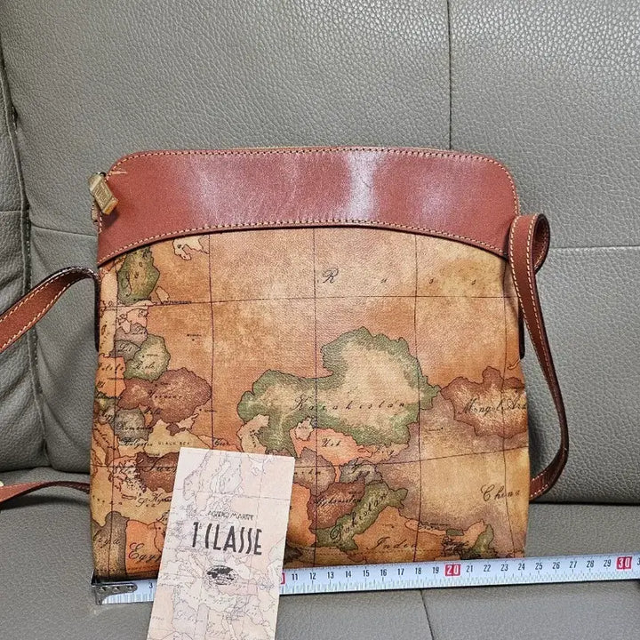 [BUNJANG] Prima Classe Crossbody Bag / 프리마클라쎄 지도가방 크로스백 남녀공용 가방