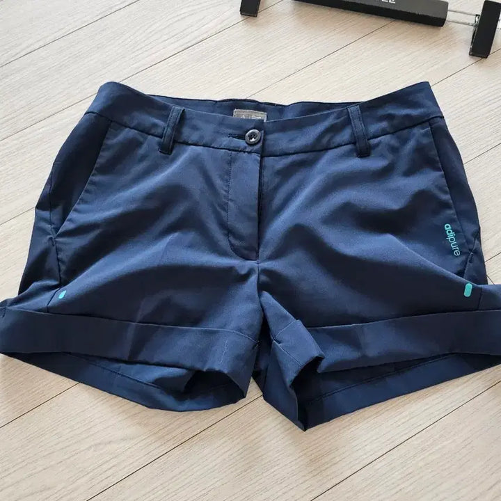 [BUNJANG] Adidas Women's Navy Shorts M / 아디다스곫그 여성 네이비 반바지 m