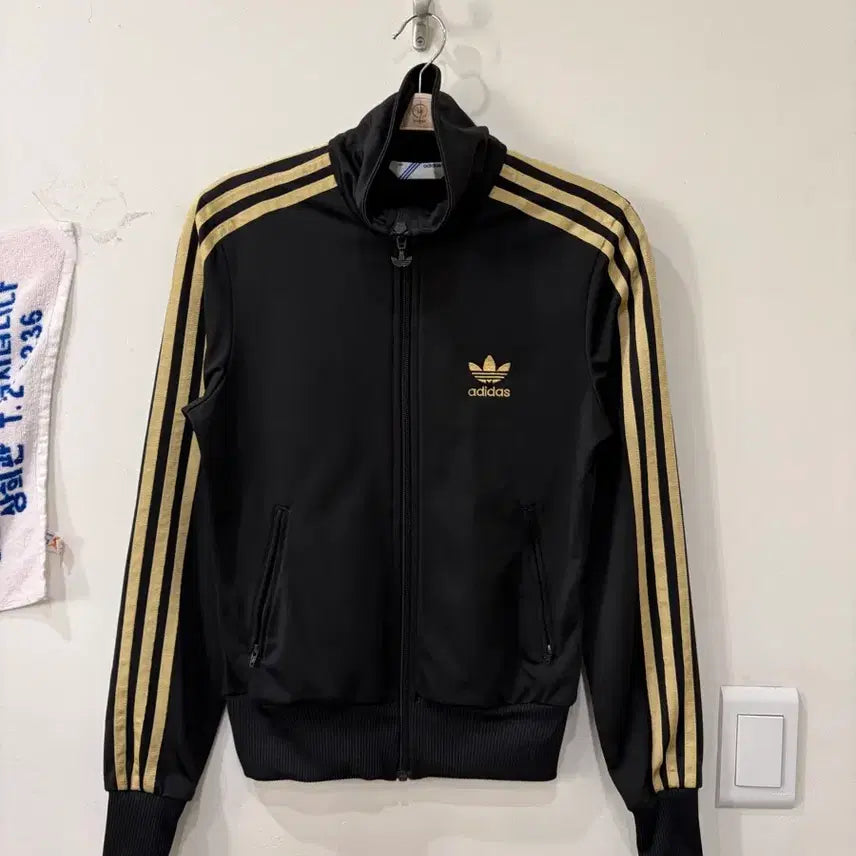 [BUNJANG] Adidas Track Top / 12. 아디다스 검금져지 트랙탑