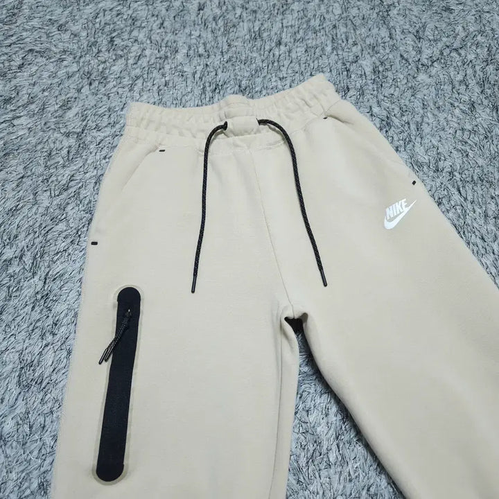 [BUNJANG] Nike Women's Tech Fleece Jogger Pants S / 나이키) S 여자 테크플리스 조거팬츠 트레이닝 / 왕눈이샵