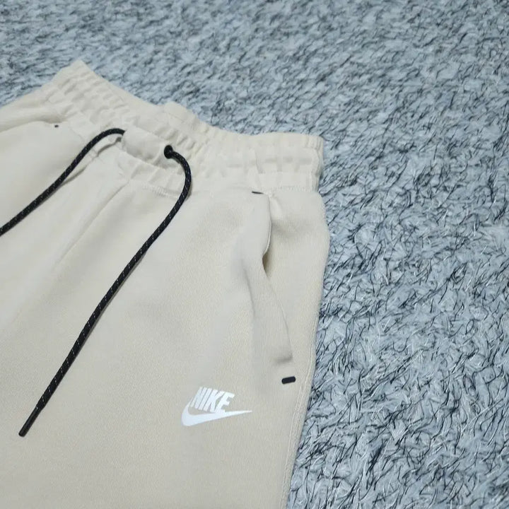 [BUNJANG] Nike Women's Tech Fleece Jogger Pants S / 나이키) S 여자 테크플리스 조거팬츠 트레이닝 / 왕눈이샵