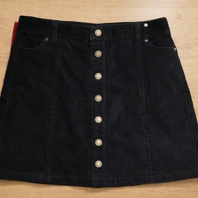 [BUNJANG] Black Corduroy A-Line Mini Skirt / 블랙 코듀로이 A라인 스커트