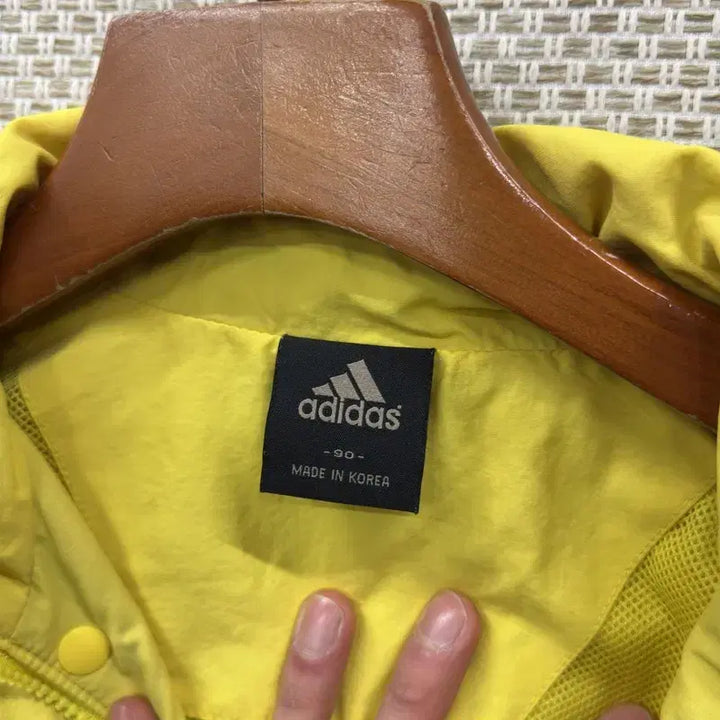 [BUNJANG] Adidas Windrunner Jacket Size 90 / 아디다스 삼선로고 윈드러너 바람막이 90 M12707