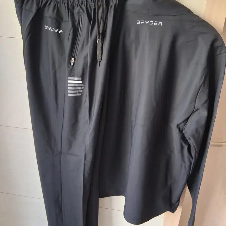 [BUNJANG] Spider Training Suit Set (L) New / 스파이더 트레이닝복 춘추용 세트 L 새상품