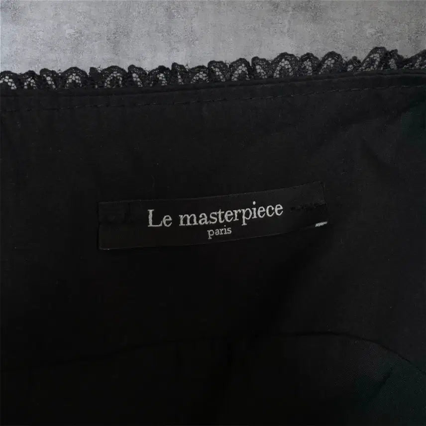 [BUNJANG] Le Masterpiece Black Lace Trimmed String Shirring Long Dress / 르 마스터피스 블랙 레이스 트리밍 스트링 셔링 롱 원피스