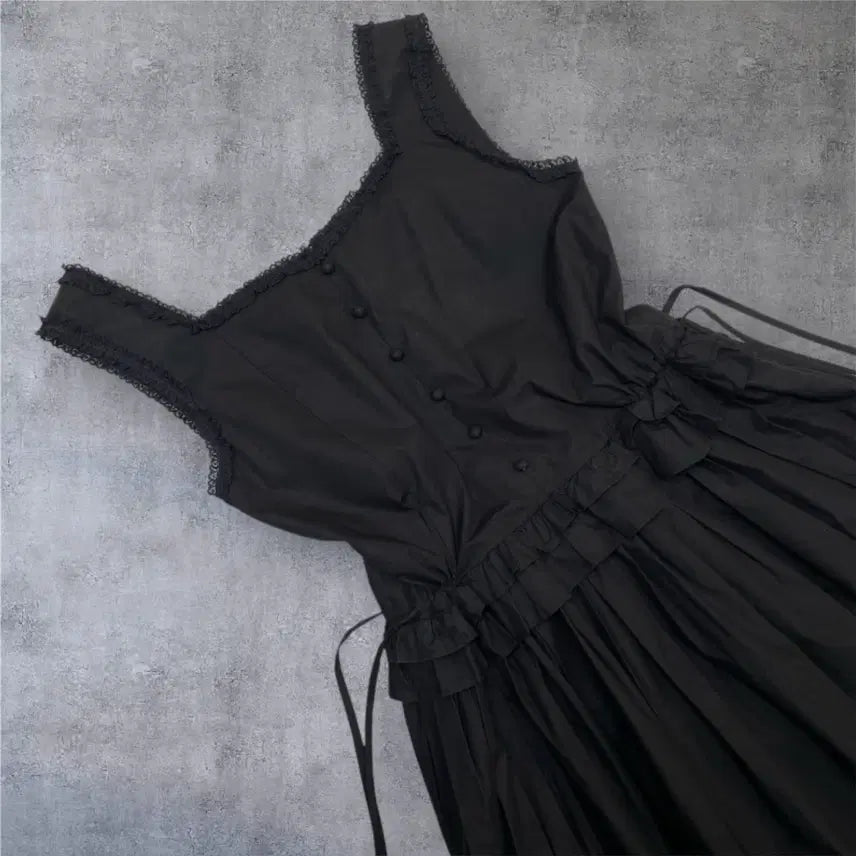 [BUNJANG] Le Masterpiece Black Lace Trimmed String Shirring Long Dress / 르 마스터피스 블랙 레이스 트리밍 스트링 셔링 롱 원피스