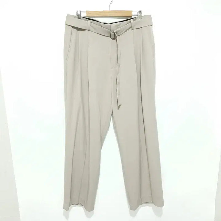 [BUNJANG] Musinsa Standard Belted Two Tuck Wide Slacks / 무탠다드 벨티드 투턱 와이드 슬랙스 36_M0797