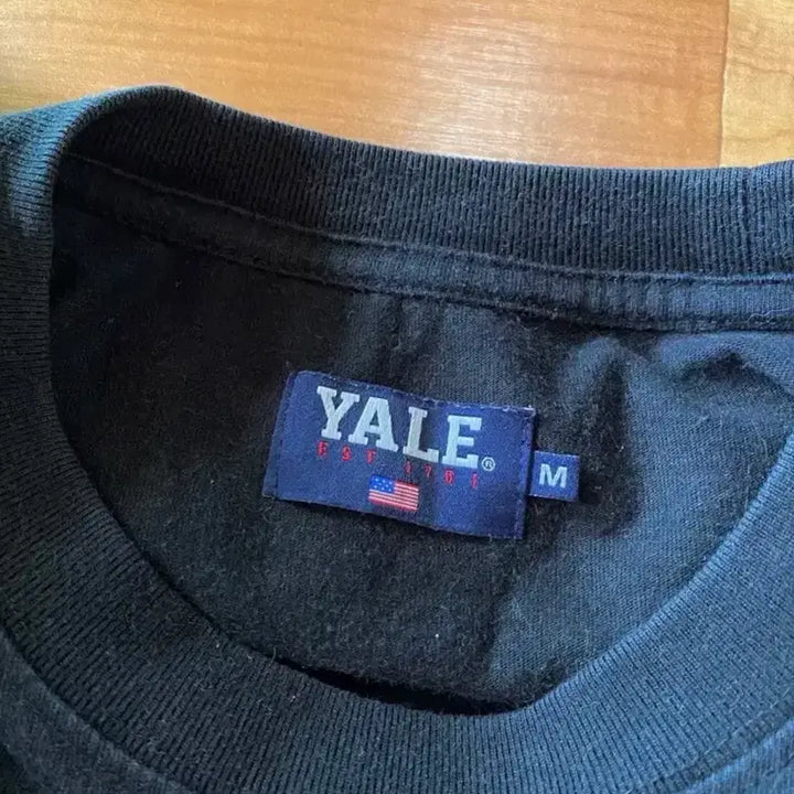 [BUNJANG] YALE Black T-Shirt / YALE 면 블랙 검정 티셔츠 티 맨투맨