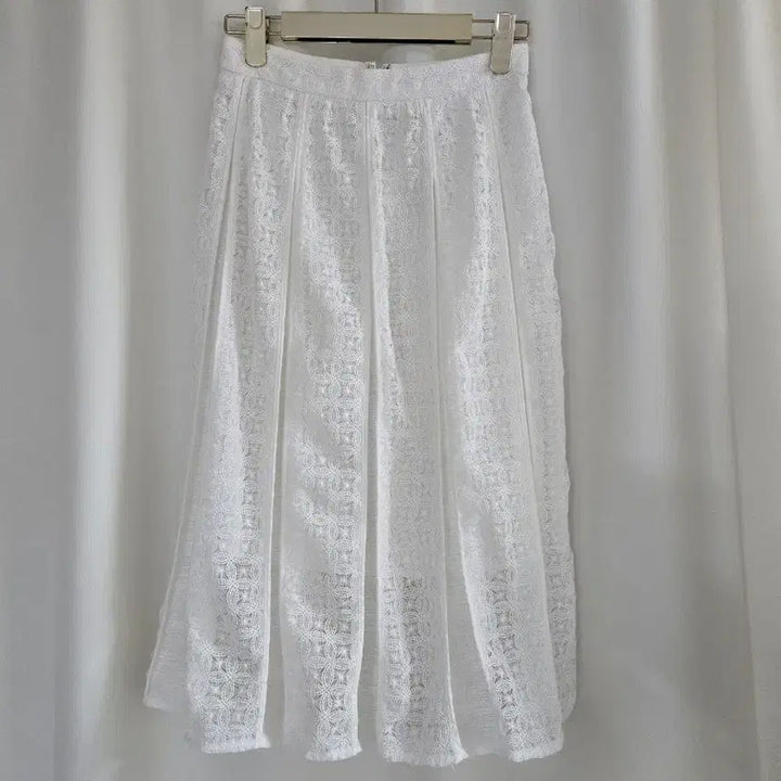 [BUNJANG] DEWL Lace White Skirt / 듀엘 레이스 화이트 스커트