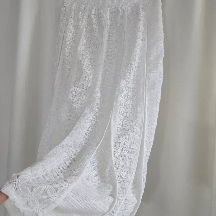 [BUNJANG] DEWL Lace White Skirt / 듀엘 레이스 화이트 스커트