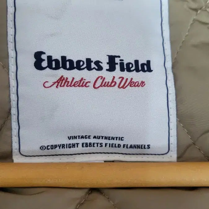 [BUNJANG] EBBETSFIELD Brooklyn Eagles Corduroy Quilted Jacket / 이벳필드 EBBETSFIELD 브루클린 이글스 코듀로이 카라 퀼팅 자켓