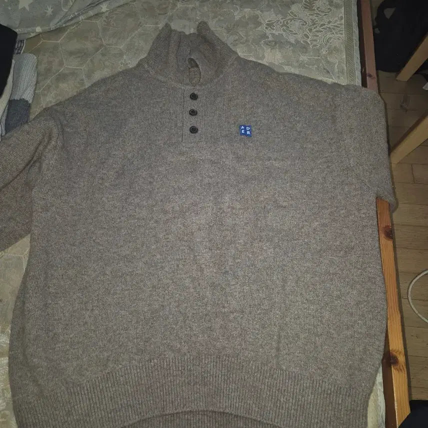 [BUNJANG] ADERERROR BL Tag Knit Beige / 아더에러 BL 태그 니트 베이지