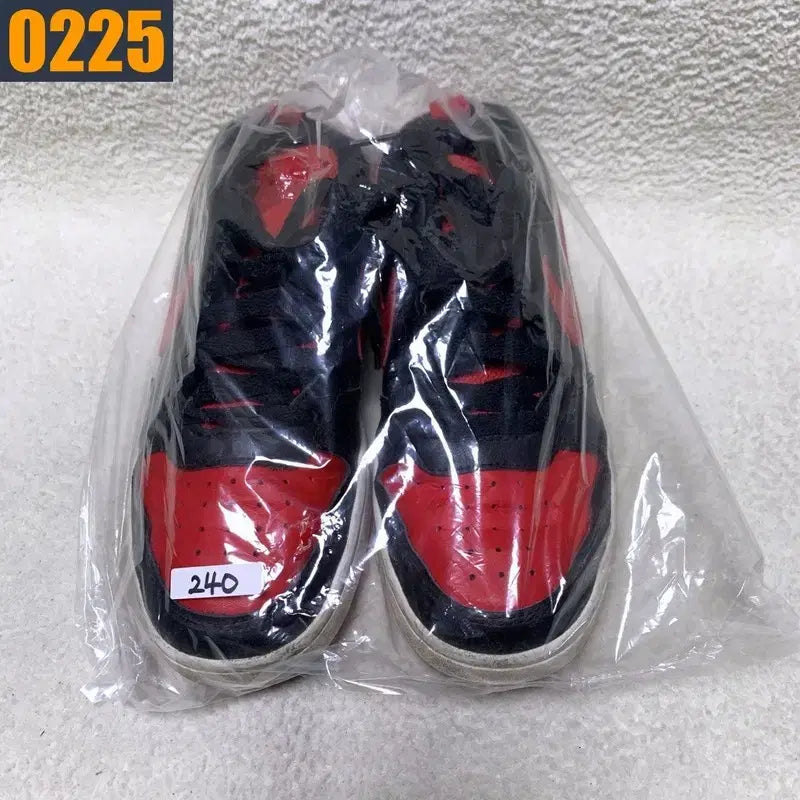 [BUNJANG] NIKE Court Borough Sneakers / [240] NIKE 나이키 코트 버로우 스니커즈