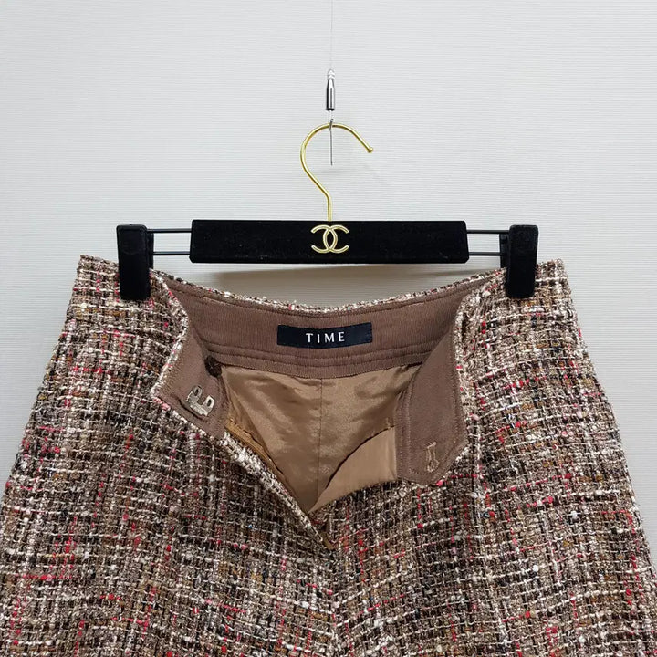 [BUNJANG] TIME Tweed Shorts (2023) - Brown Mix / 한섬 타임 2023 트위드 쇼츠 67-98사이즈
