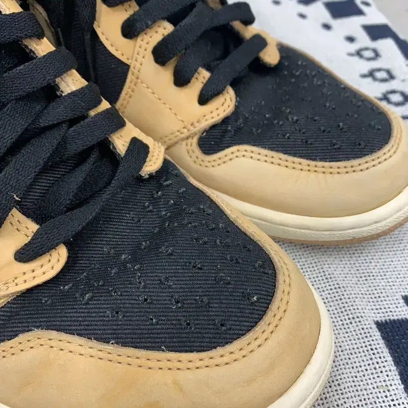 [BUNJANG] Nike Jordan 1 Retro High OG Vachetta Tan Sneakers 275 / 나이키 조던1 레트로 하이 OG 바체타 탄 스니커즈 275 E02304
