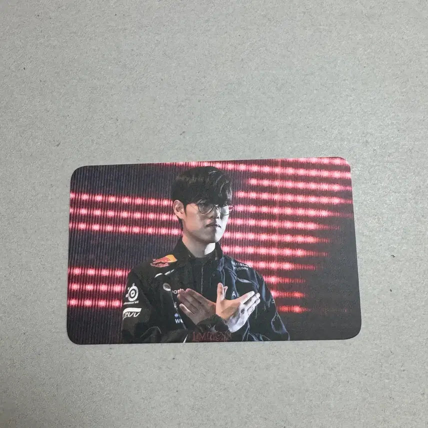 [BUNJANG] T1 Zone Owner/Group Photo Photocard / 티원존 오너/단체사진 포토카드 양도합니다