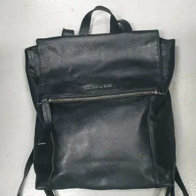 [BUNJANG] Mandarina Duck Black Leather Backpack / 만다리나덕 블랙 가죽 백팩