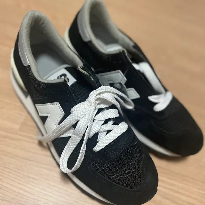 [BUNJANG] New Balance 990v1 Black 250 Shoes / 뉴발란스 990v1 블랙 250 새상품