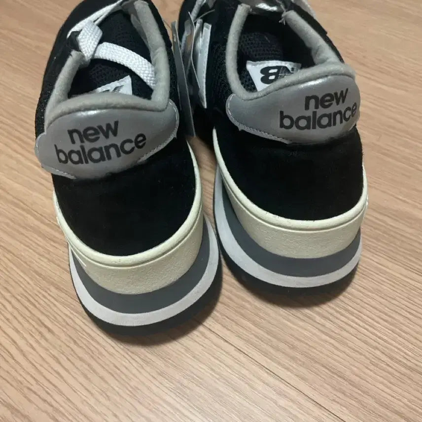 [BUNJANG] New Balance 990v1 Black 250 Shoes / 뉴발란스 990v1 블랙 250 새상품