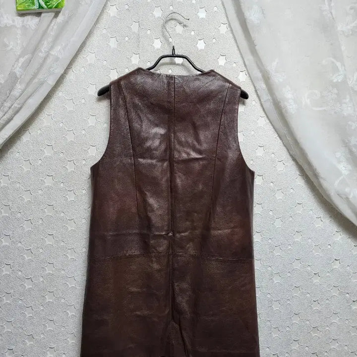 [BUNJANG] BCBG Leather Vest Women's 55 / BCBG 양가죽조끼 여성55