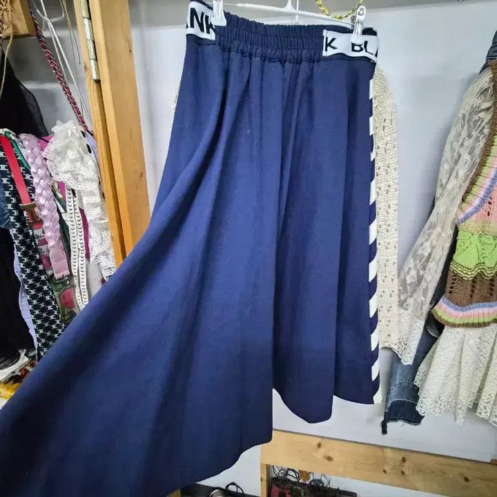 [BUNJANG] ZARA Crochet Knit Top & BLANK Dot Stripe Skirt / 자라 크로쉐 니트. blank 도트 스트라이프 스커트