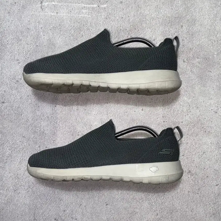 [BUNJANG] Skechers Go Walk Slip-On 260mm / 스케쳐스 고워크 슬립온 260mm