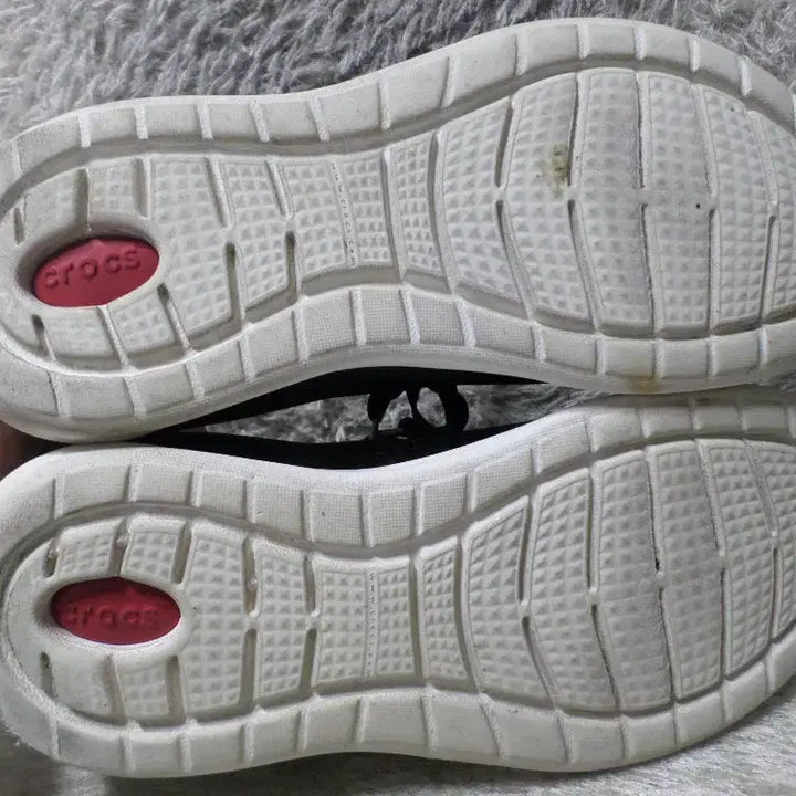 [SOLD OUT] 후루룩구제 260 크록스 라이트라이드 페이서 블랙 운동화 중고 신발