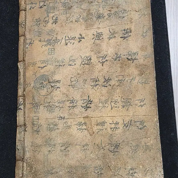 [BUNJANG] Historical Novel Changseongamuirong (1914 Edition) Complete Book / 고서,조선후기 인기 장편소설, 창선감의록, 상하 1책, 한글중심 한자병기