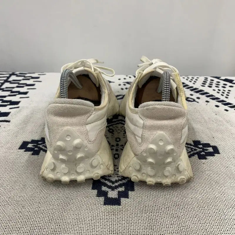 [BUNJANG] New Balance 327 White Moonbeam Sneakers 240 / 뉴발란스 327 화이트 문빔 스니커즈 240 E02305