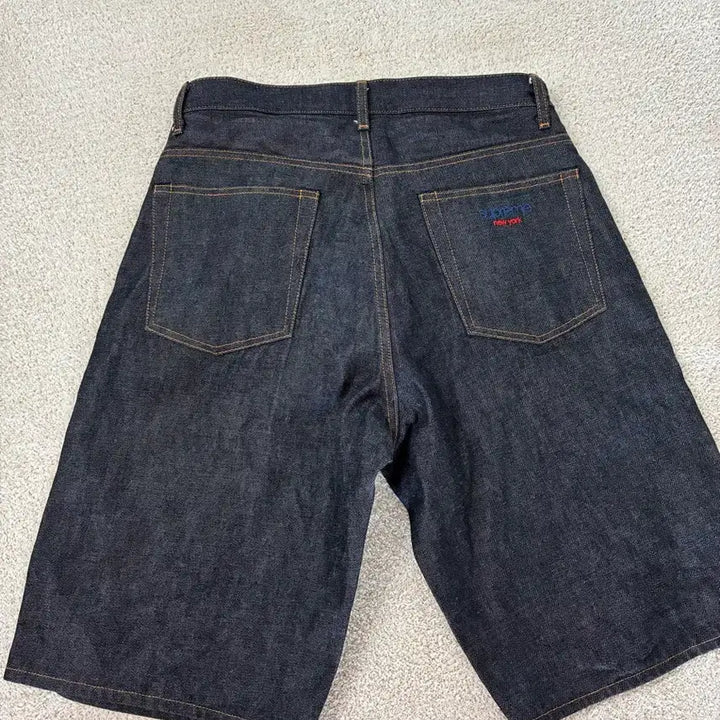 [BUNJANG] Supreme Raw Denim Shorts Size 30 / 슈프림 생지 데님 반바지 30사이즈