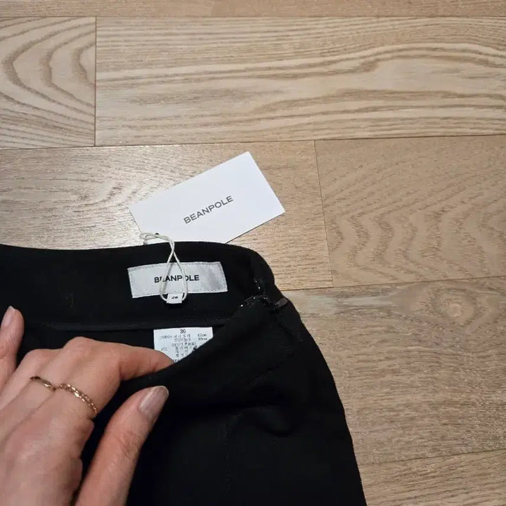 [BUNJANG] Beanpole Women's Pleated Skirt Pants / [26/미착용] 빈폴 여성 플리츠 치마 바지 2024