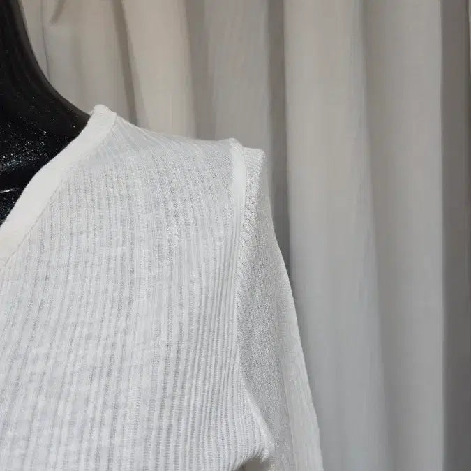 [BUNJANG] Short V-Neck Thin Ribbed Cardigan / 쇼트 브이넥 얇은 골지 가디건