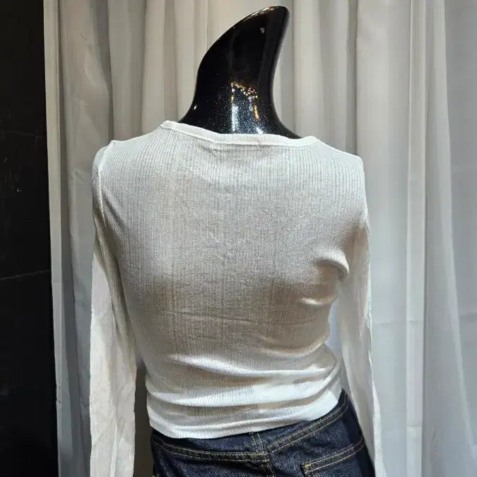 [BUNJANG] Short V-Neck Thin Ribbed Cardigan / 쇼트 브이넥 얇은 골지 가디건