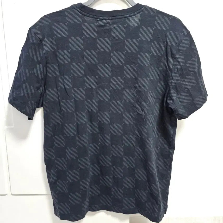 [BUNJANG] Nike Black Checkered Short Sleeve T-Shirt / 나이키 블랙 체크 반팔 티셔츠