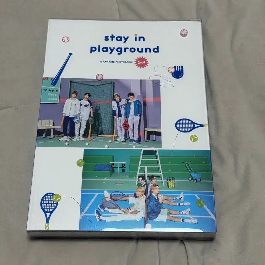 [SOLD OUT] 개봉 스트레이키즈 STAY IN PLAYGROUND 포토북