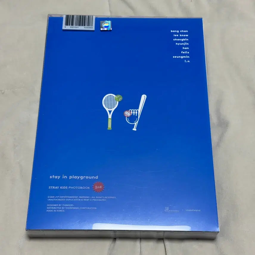 [SOLD OUT] 개봉 스트레이키즈 STAY IN PLAYGROUND 포토북
