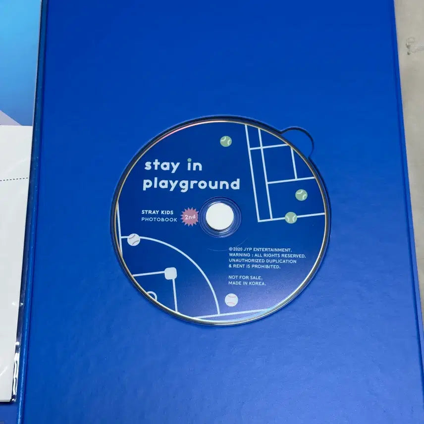 [SOLD OUT] 개봉 스트레이키즈 STAY IN PLAYGROUND 포토북