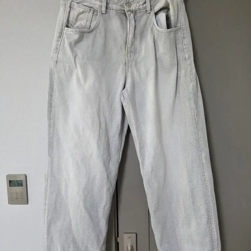 [BUNJANG] First Floor Silver Gray Denim Pants / 퍼스트플로어 실버 그레이 데님 팬츠 48사이즈