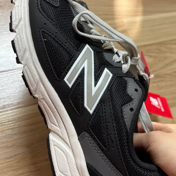 [SOLD OUT] 뉴발란스 운동화 새상품 240