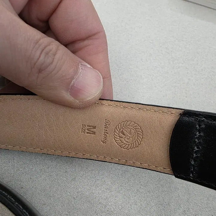 [BUNJANG] Bastong 903 Black/Silver Belt M Size / 바스통 903 블랙/실버 벨트 M사이즈