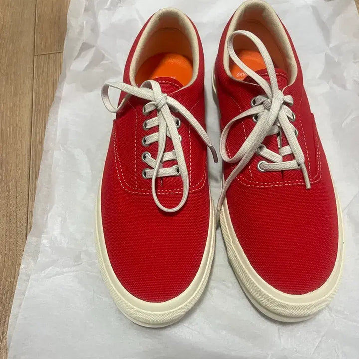 [SOLD OUT] [새상품] 캐치볼 홀리데이 레드 260