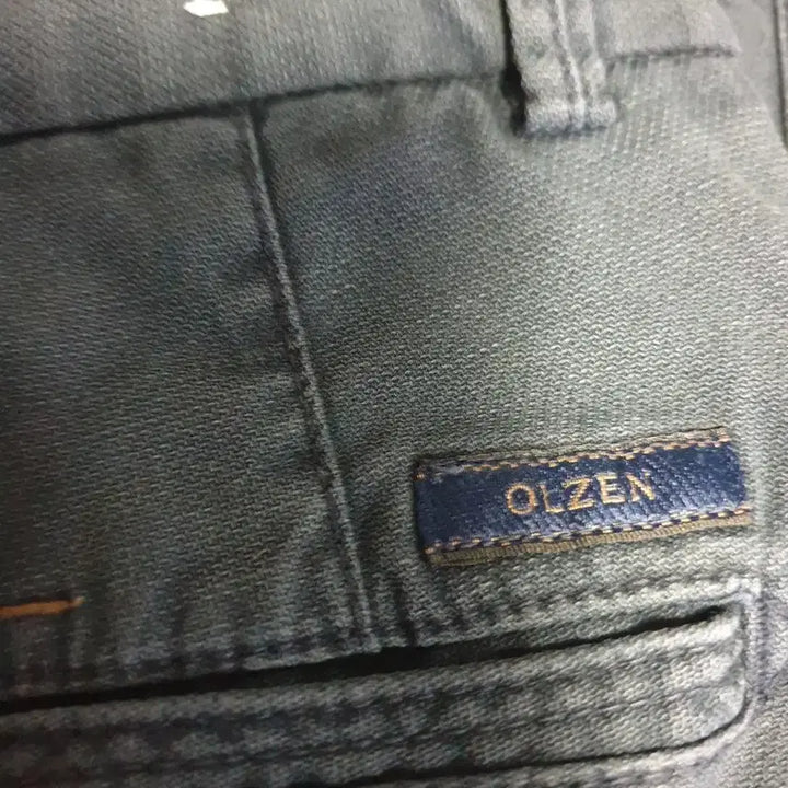 [BUNJANG] OLZEN Micro-Structured Standard Chino Pants Dark Navy (34) / 올젠 마이크로조직 스탠다드 치노팬츠 다크네이비 (34)