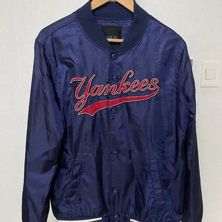 [SOLD OUT] MLB 뉴욕양키즈 야구 점퍼 105