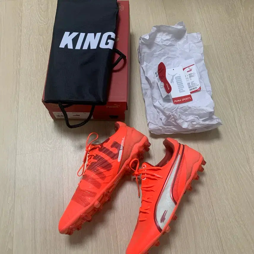 [BUNJANG] Puma King Ultimate MG Soccer Cleats (Size 270) / [택포9.5][270] 푸마 킹 얼티메이트 MG 축구화