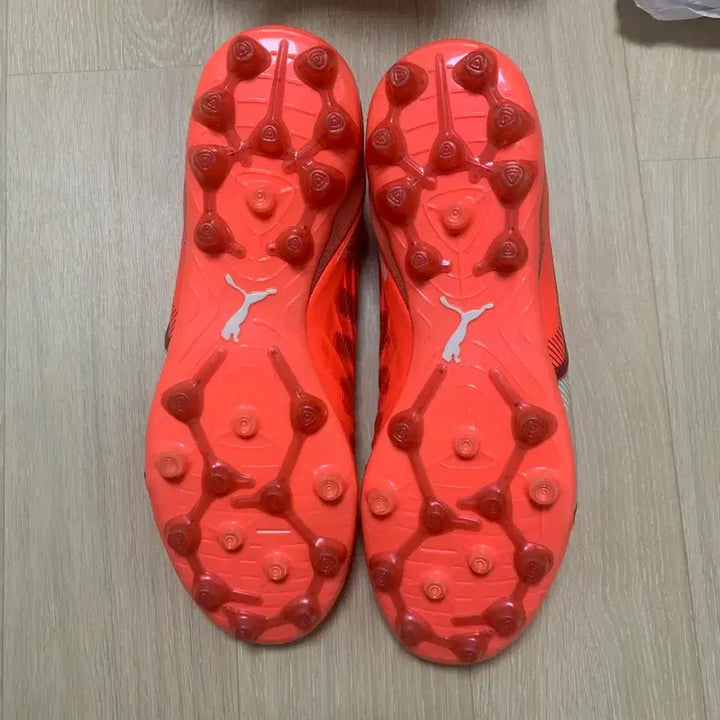 [BUNJANG] Puma King Ultimate MG Soccer Cleats (Size 270) / [택포9.5][270] 푸마 킹 얼티메이트 MG 축구화