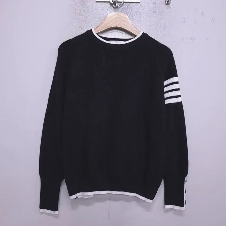 [BUNJANG] NMIXX Sullyoon Knit Top / 샐리) 거의새거  여성 사선 니트 -F