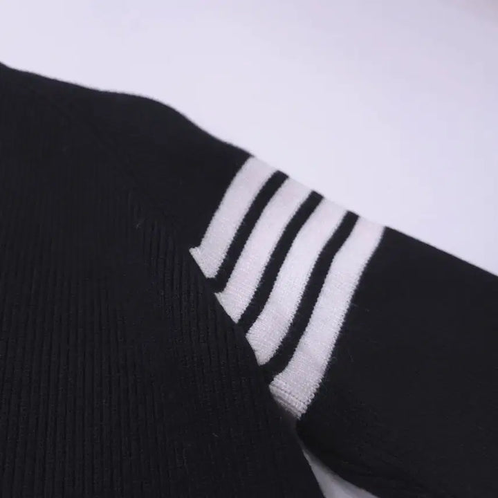 [BUNJANG] NMIXX Sullyoon Knit Top / 샐리) 거의새거  여성 사선 니트 -F