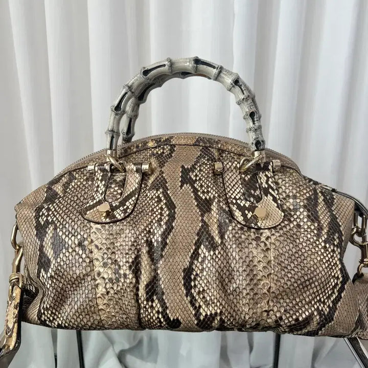 [BUNJANG] Gucci GG Beige Snakeskin Bamboo Handle Tote Bag / 구찌 GG 베이지 스네이크스킨 뱀부 핸들 토트백