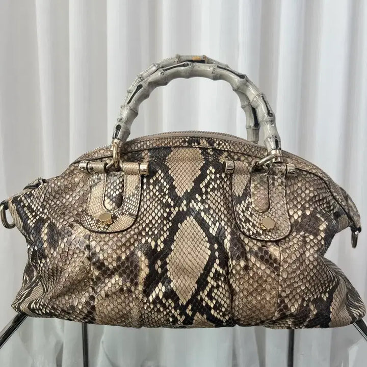 [BUNJANG] Gucci GG Beige Snakeskin Bamboo Handle Tote Bag / 구찌 GG 베이지 스네이크스킨 뱀부 핸들 토트백